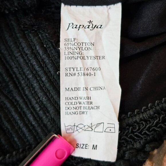 Papaya Black Lace Mini Shorts with Elastic Waistband, Size Medium - Picture 4 of 9